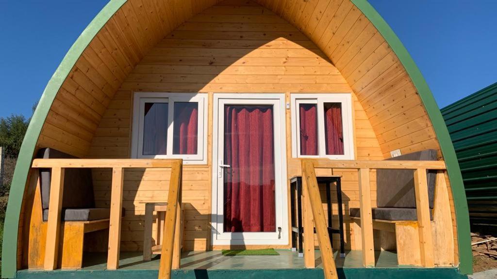 Cozy Capsules - Modern Hut Bed and Breakfast Kukkal Eksteriør billede